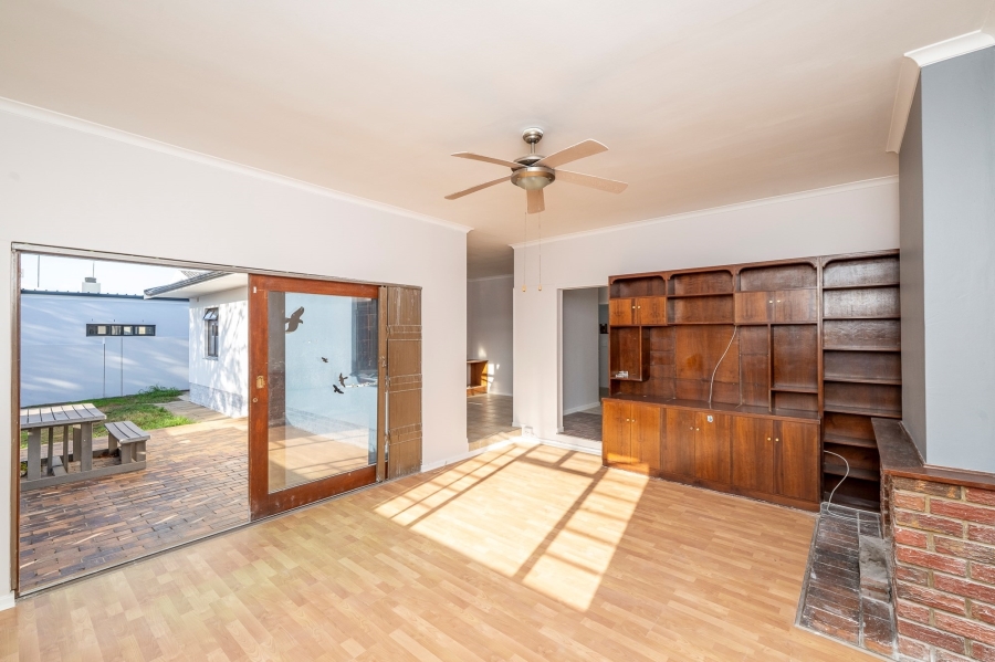 4 Bedroom Property for Sale in Durbanville Western Cape